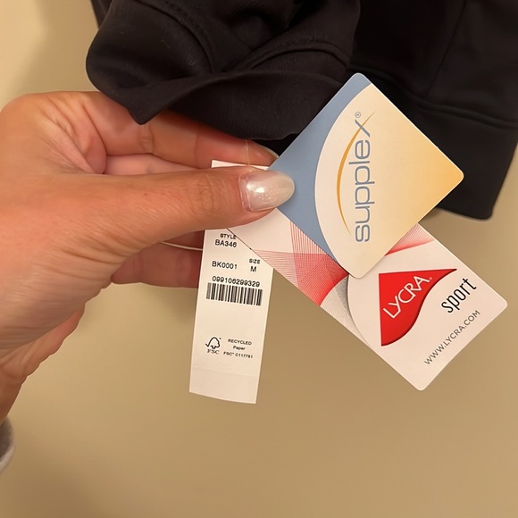 NWT J.Crew Longline Sports Bra in Signature Flex in Black - Picture 7 of 7